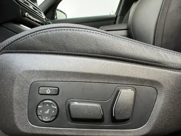 BMW 330e M Sportpaket eSitze Kamera Widescreen