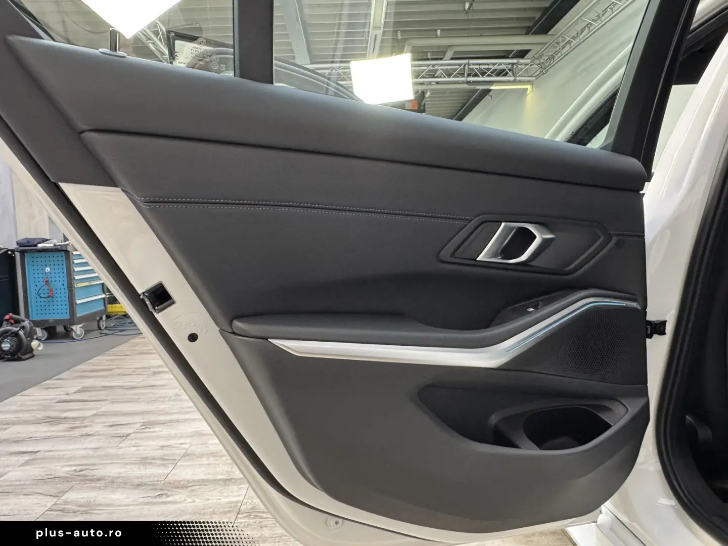 BMW 330e M Sportpaket eSitze Kamera Widescreen