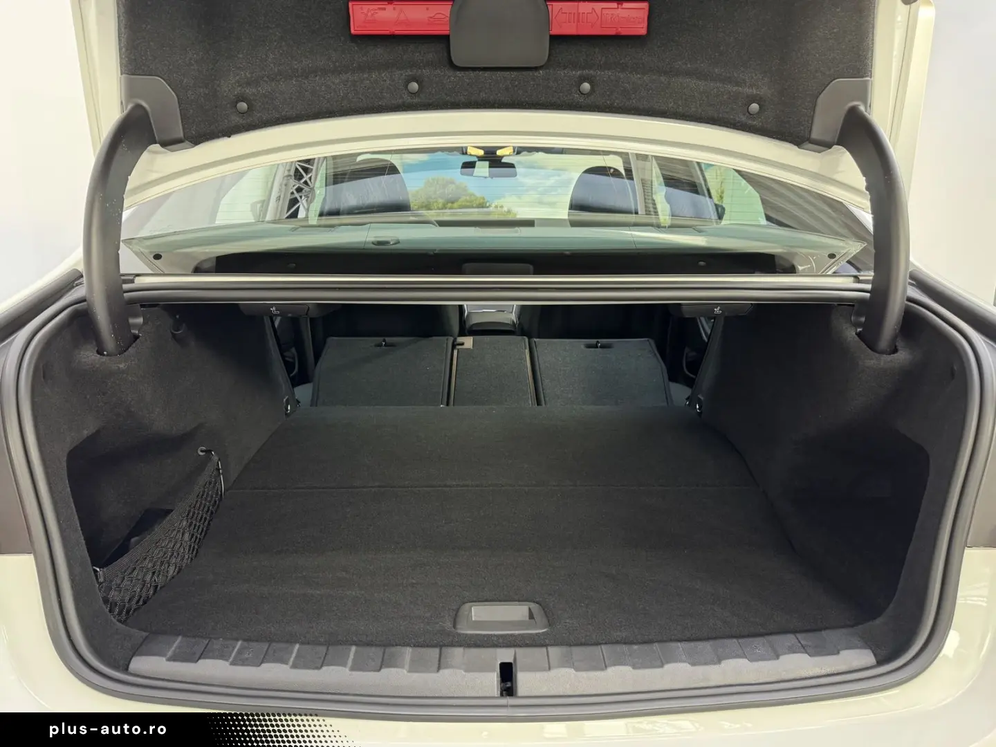 BMW 330e M Sportpaket eSitze Kamera Widescreen