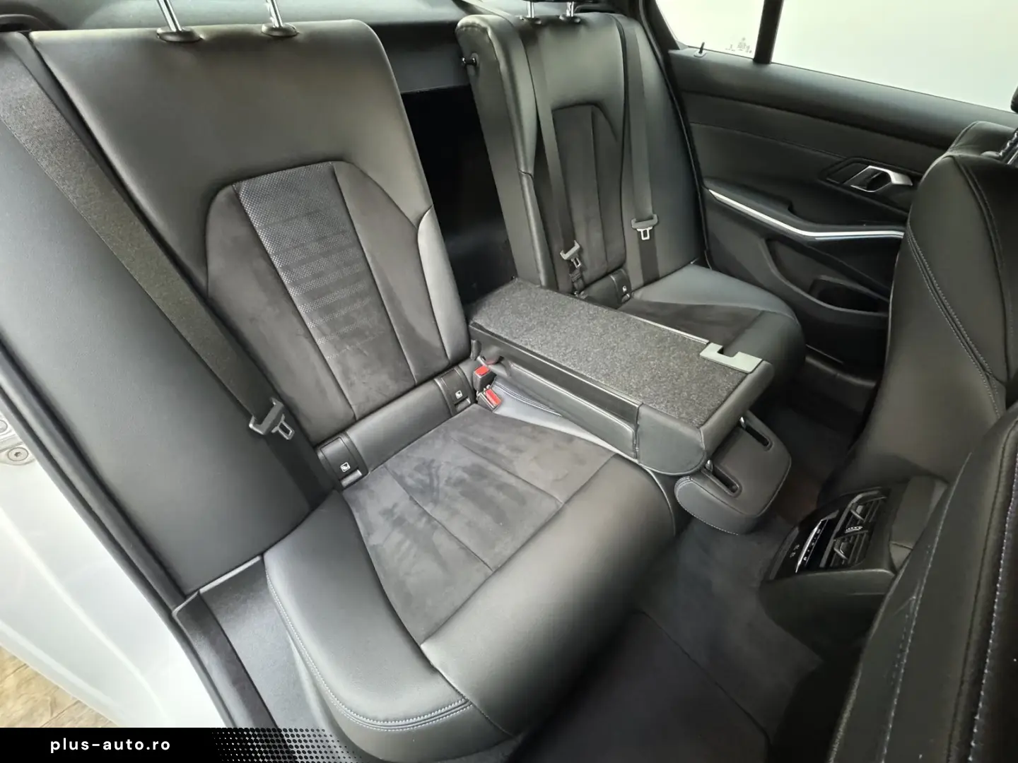 BMW 330e M Sportpaket eSitze Kamera Widescreen