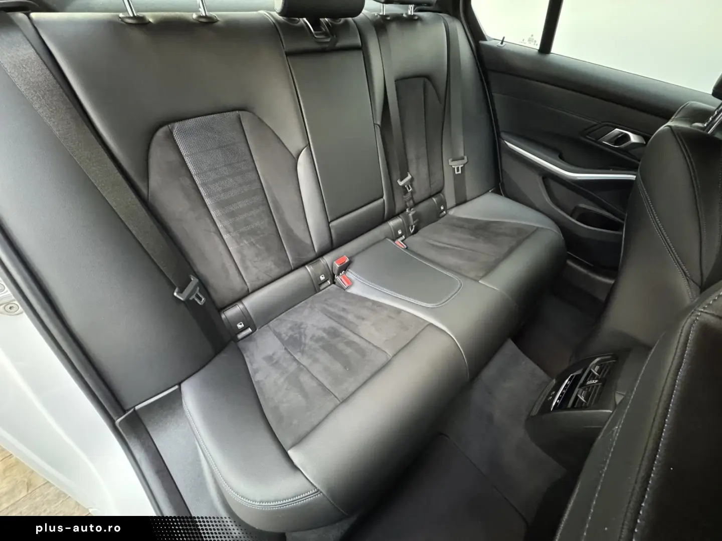 BMW 330e M Sportpaket eSitze Kamera Widescreen