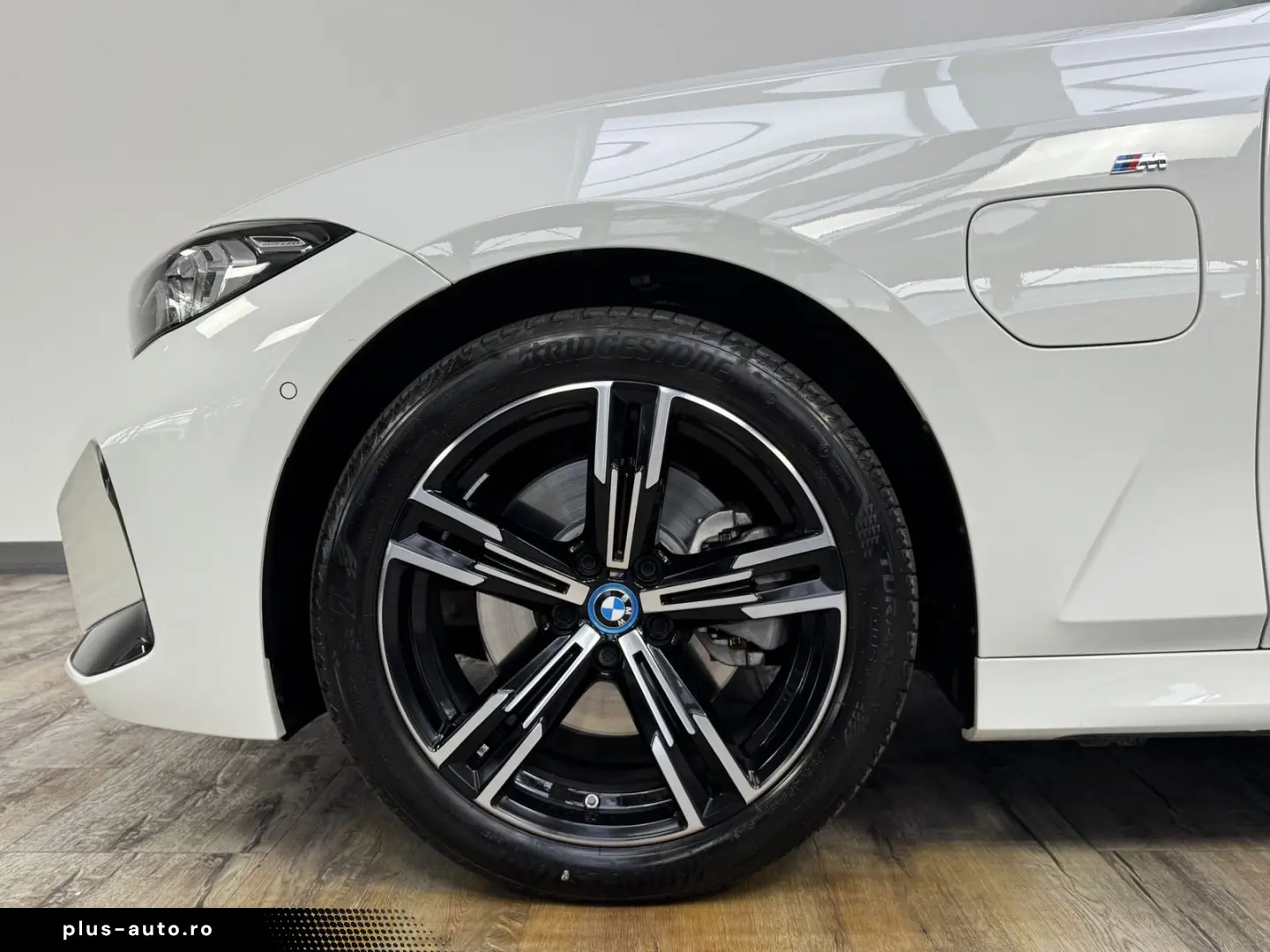 BMW 330e M Sportpaket eSitze Kamera Widescreen