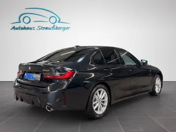 BMW 330xi Lim. M Sport ACC AHK HiFi LED SHZ 360  3ZK