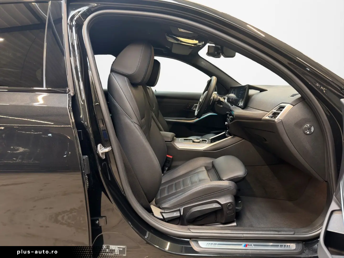 BMW 330xi Lim. M Sport ACC AHK HiFi LED SHZ 360  3ZK