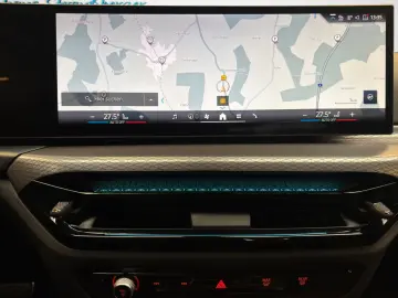 BMW 330xi Lim. M Sport ACC AHK HiFi LED SHZ 360  3ZK