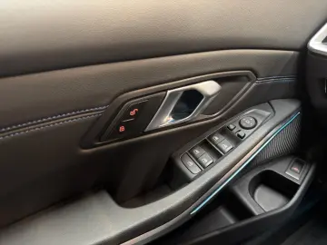 BMW 330xi Lim. M Sport ACC AHK HiFi LED SHZ 360  3ZK