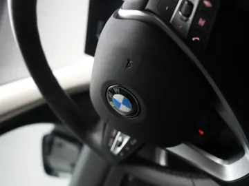 BMW 320 d Navi Temp Kamera Wide LED