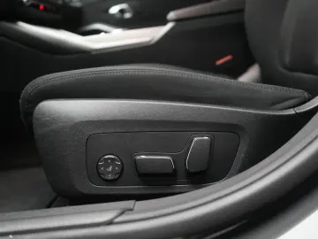 BMW 320 d Navi Temp Kamera Wide LED