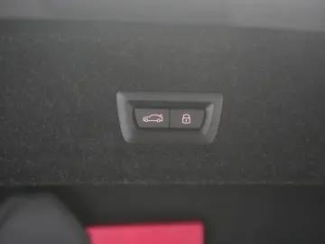 BMW 320 d Navi Temp Kamera Wide LED