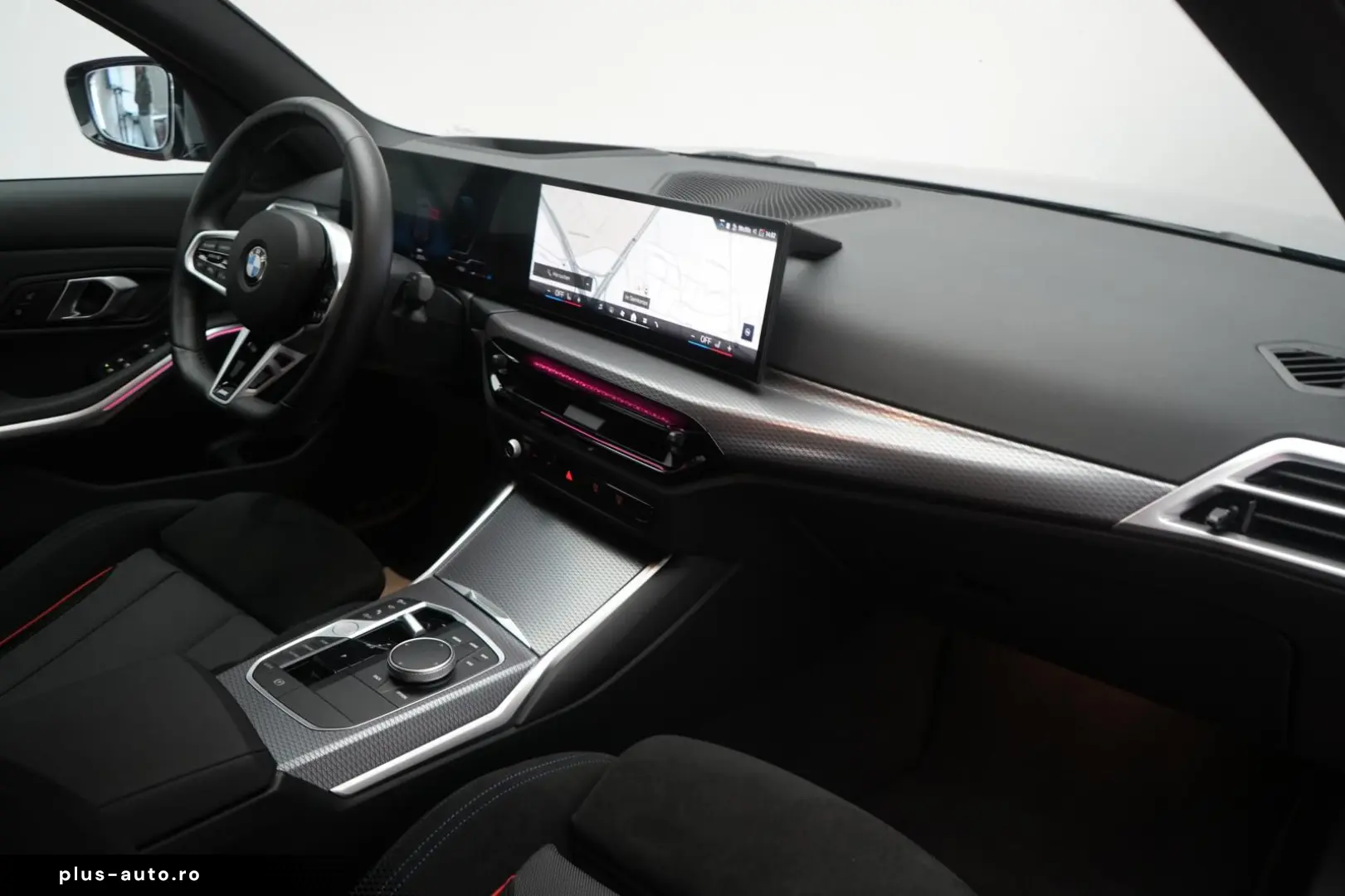 BMW 320 i M Sport Navi ACC Kamera Virtual HUD Side