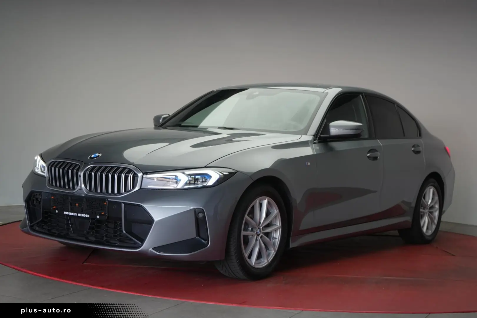 BMW 320 i M Sport Navi ACC Kamera Virtual HUD Side