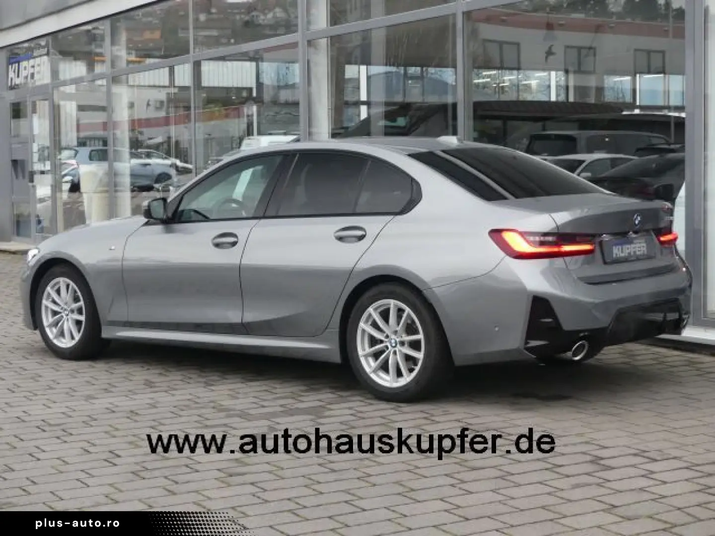 BMW 320 i M Sportpaket ACC Ad.LED Rfcam 360 HUP HIFI