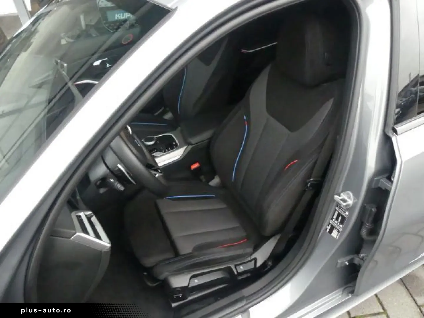 BMW 320 i M Sportpaket ACC Ad.LED Rfcam 360 HUP HIFI