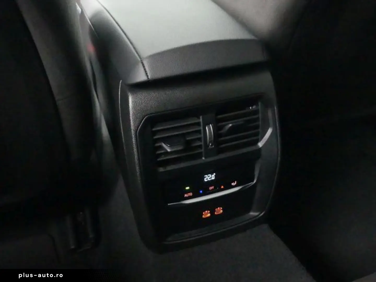 BMW 320 i M Sportpaket ACC Ad.LED Rfcam 360 HUP HIFI