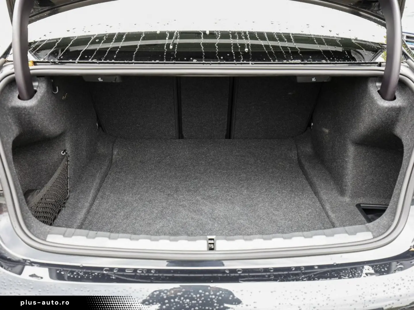 BMW 320d xDrive M-Sport FACEL. LED ACC NAVI SHZ PDC