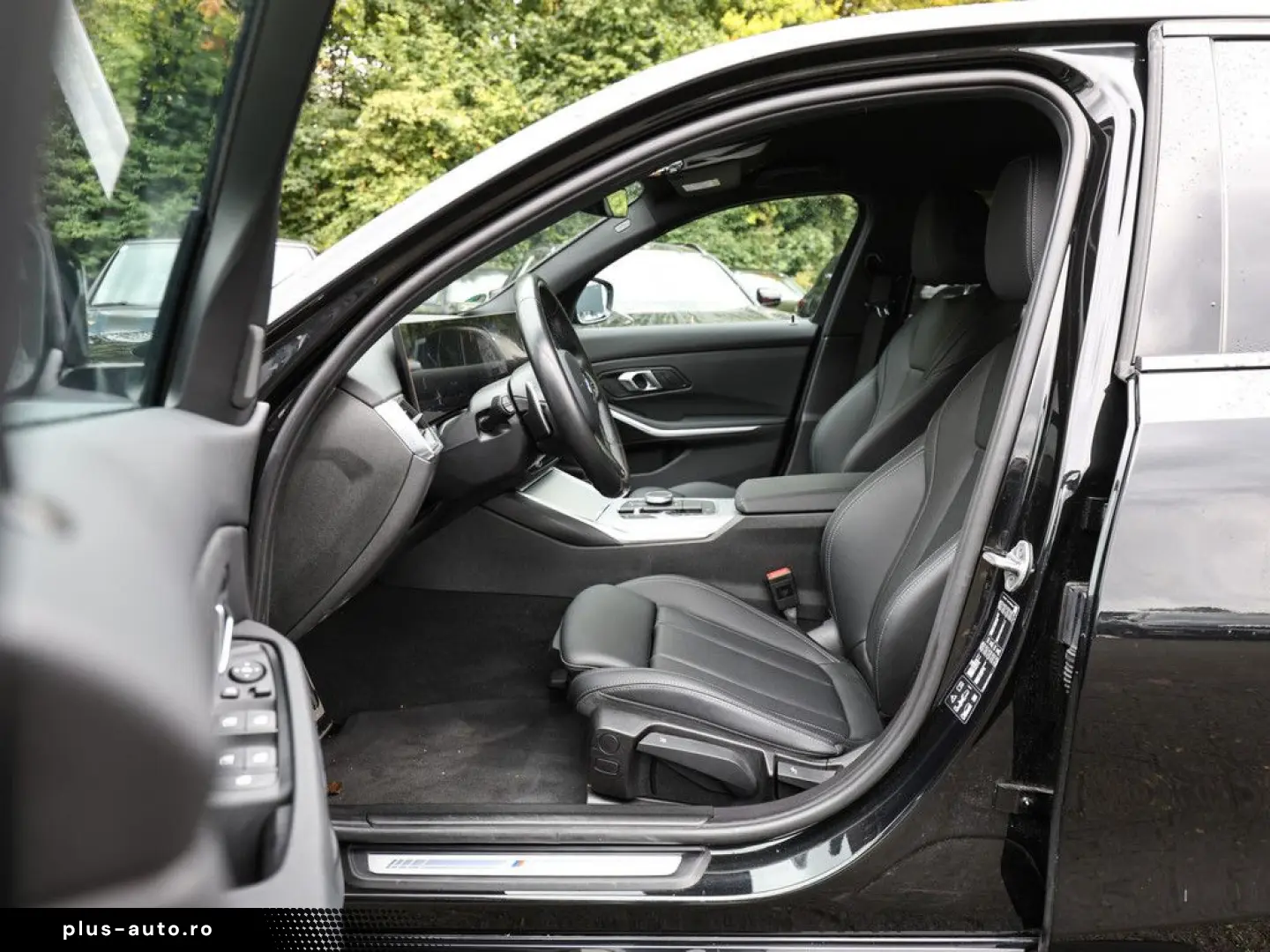 BMW 320d xDrive M-Sport FACEL. LED ACC NAVI SHZ PDC