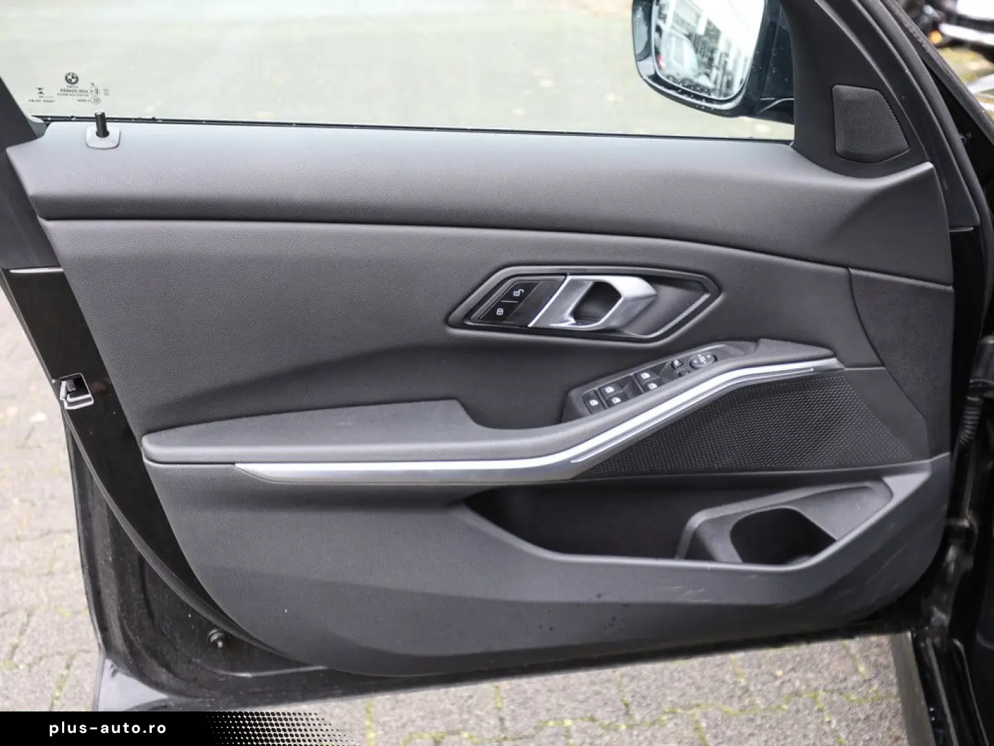 BMW 320d xDrive M-Sport FACEL. LED ACC NAVI SHZ PDC