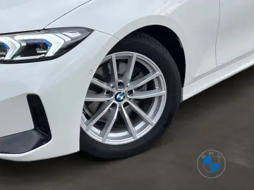 BMW 320d Limousine M Sport FACELIFT HUD AHK LED HiFi