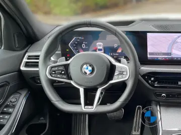 BMW 320d Limousine M Sport FACELIFT HUD AHK LED HiFi