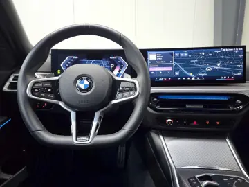 BMW 320i M Sport  19 Zoll SD ACC HuD 360