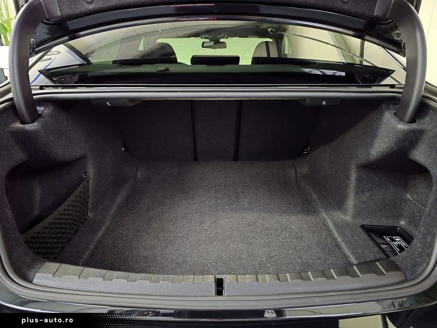 BMW 320i M Sport  19 Zoll SD ACC HuD 360