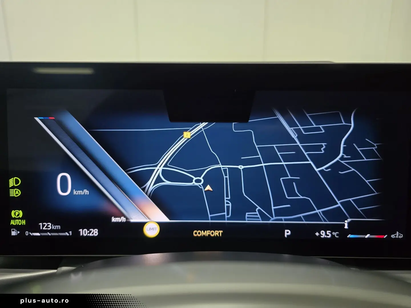 BMW 320i M Sport  19 Zoll SD ACC HuD 360