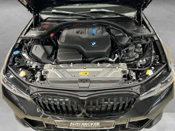 BMW 330 e M Sport AKTIONSPREIS Navi Digitales Cockpi