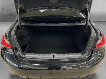 BMW 330 e M Sport AKTIONSPREIS Navi Digitales Cockpi