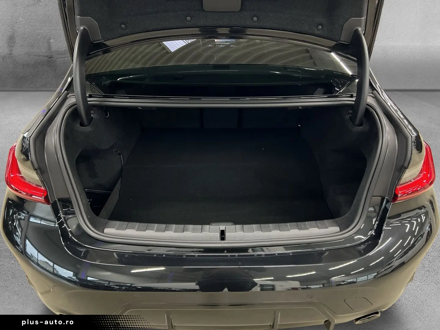 BMW 330 e M Sport AKTIONSPREIS Navi Digitales Cockpi