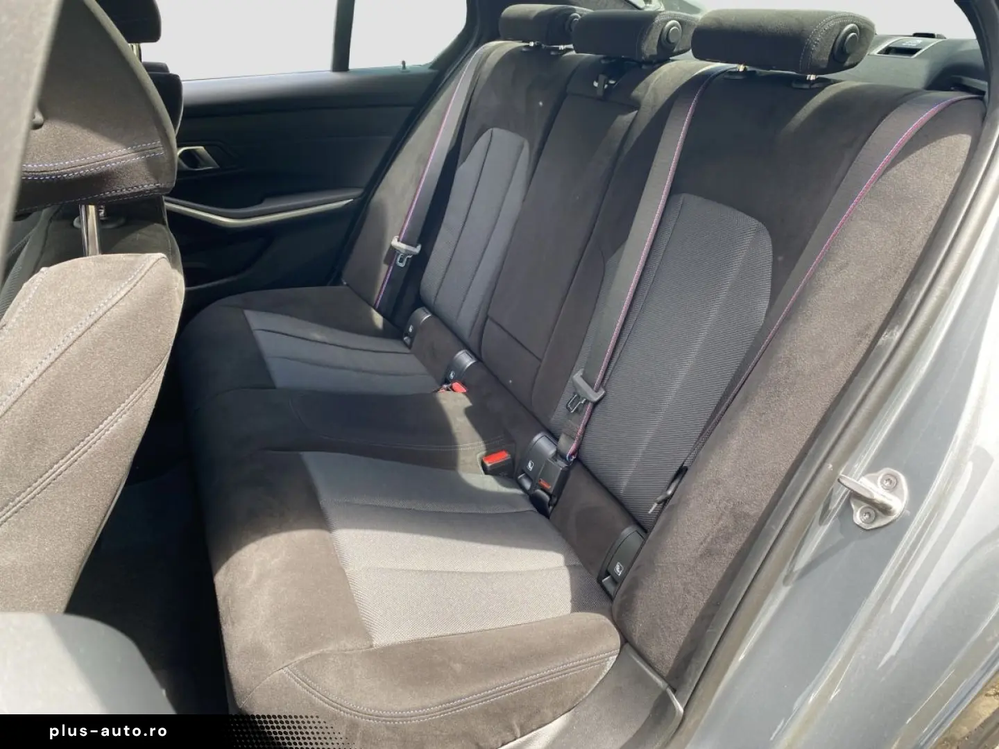 BMW 320d UPE  69.140 -    M-Sport PRO