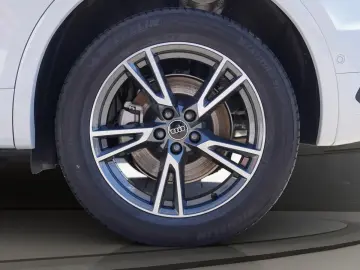 AUDI Q5 Sportback 50TFSIe quattro S line Pano Matrix