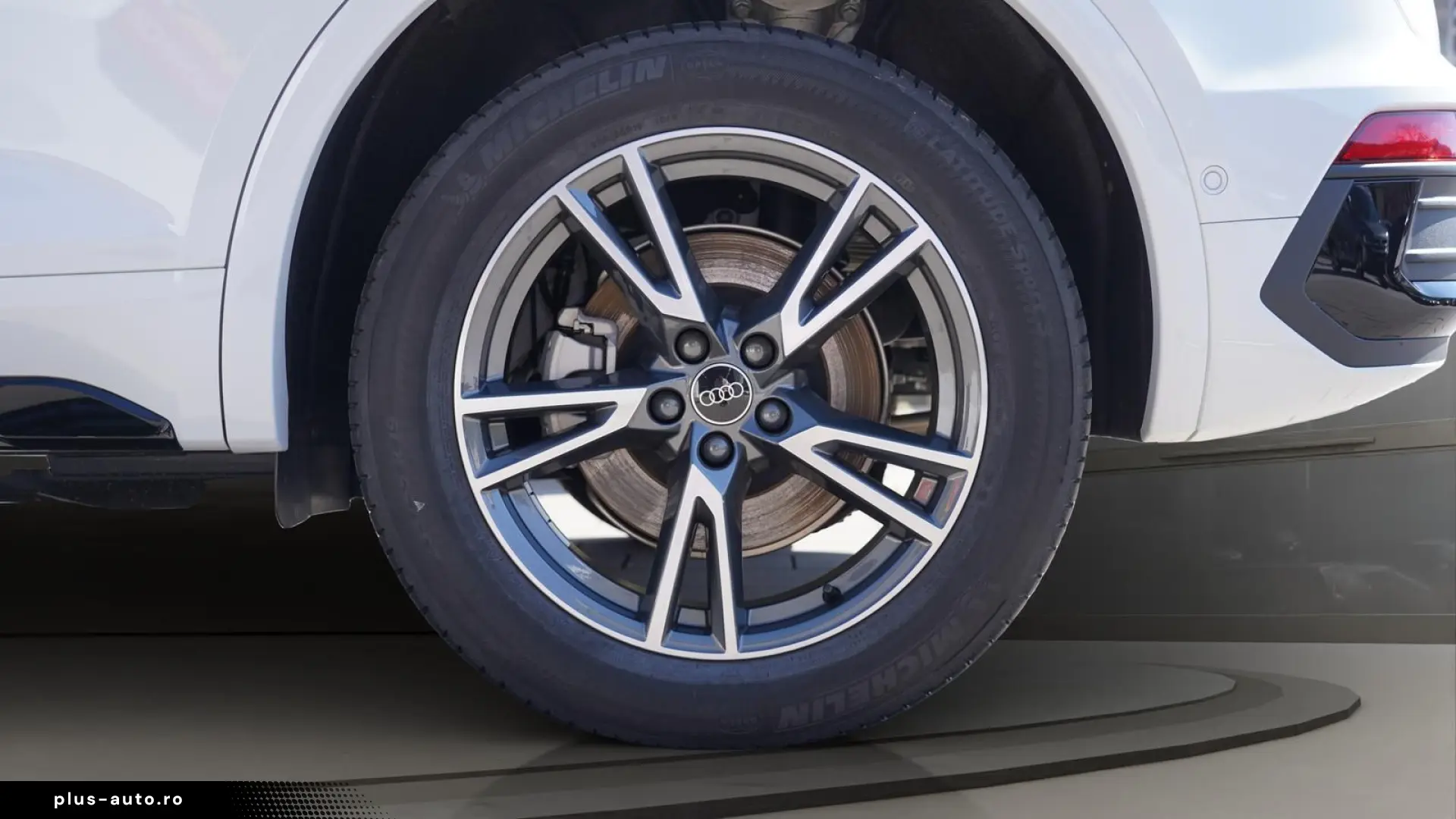 AUDI Q5 Sportback 50TFSIe quattro S line Pano Matrix