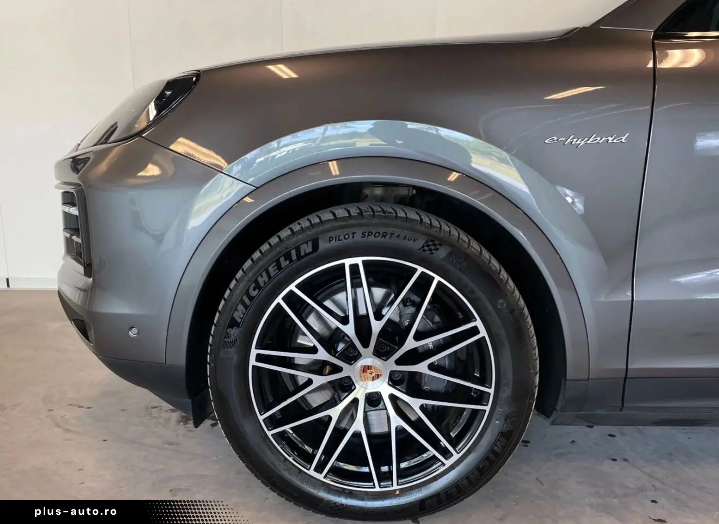 PORSCHE Cayenne Coupe E-Hybrid