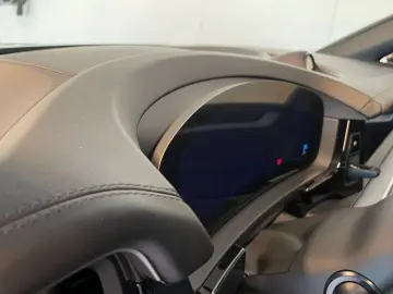 PORSCHE Cayenne Coupe E-Hybrid