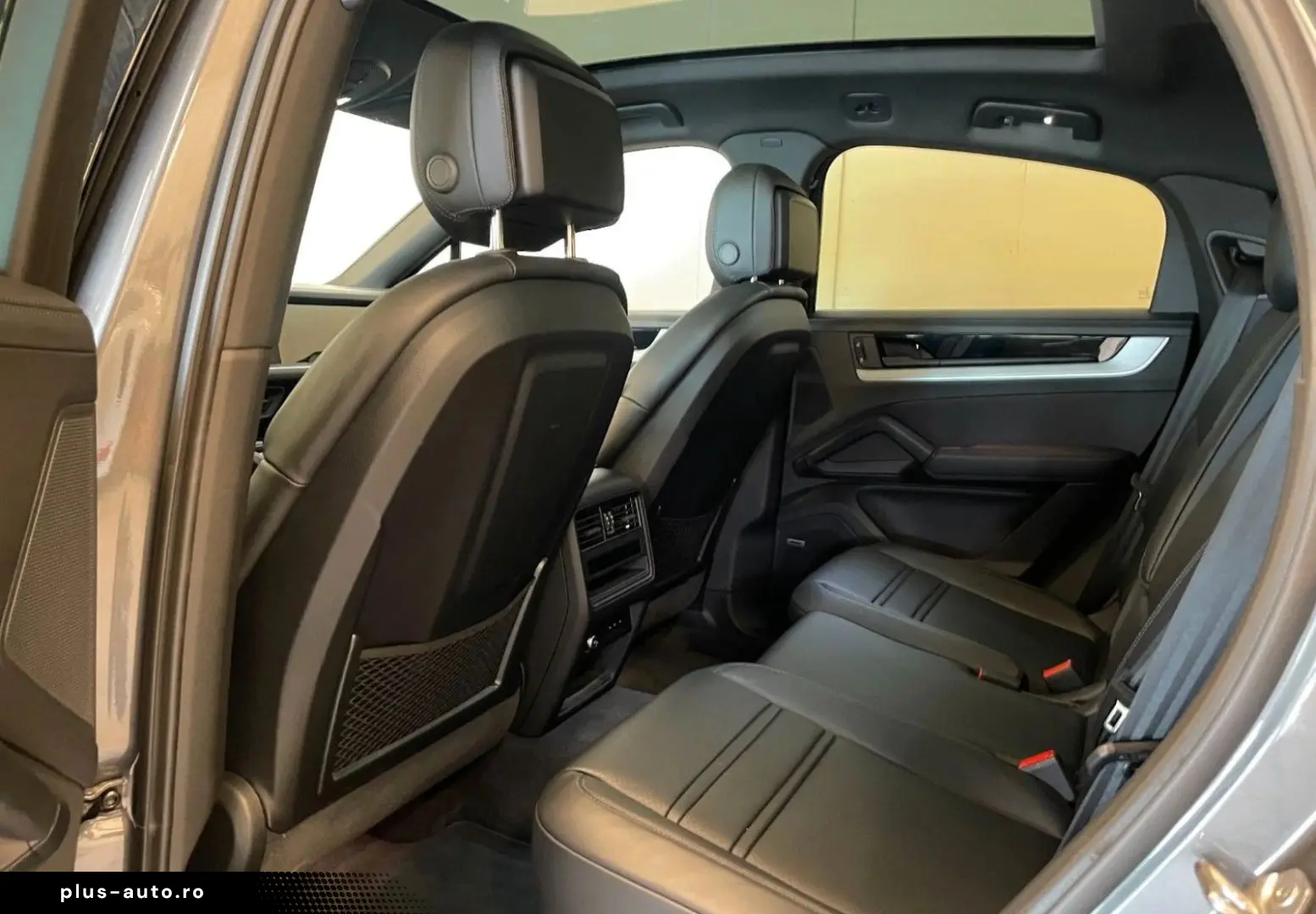 PORSCHE Cayenne Coupe E-Hybrid