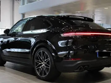 PORSCHE Cayenne Coupe E-Hybrid