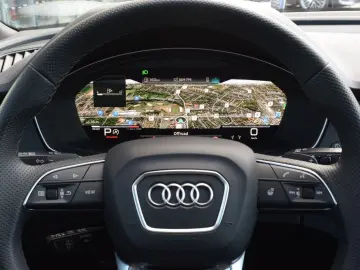 AUDI Q5 40 TDI qu S-tr.  S-line Matrix AHK Pano B&O