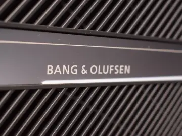 AUDI Q5 40 TDI qu S-tr.  S-line Matrix AHK Pano B&O