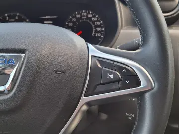 Dacia Duster 1.5 Blue dCi 4WD Prestige jante 17