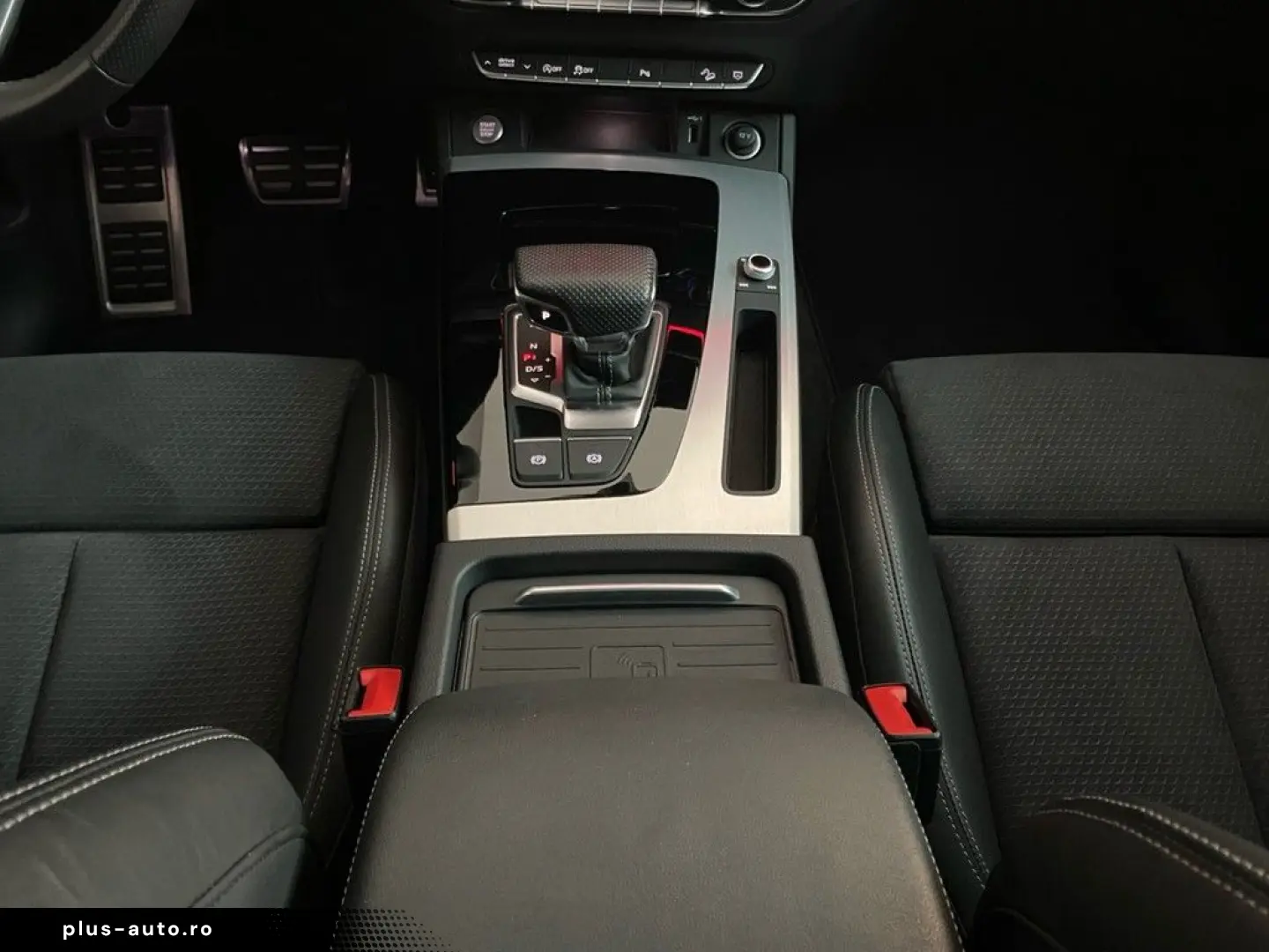 AUDI Q5 Sportback 40 TFSI quattro S line PANO HUD STH