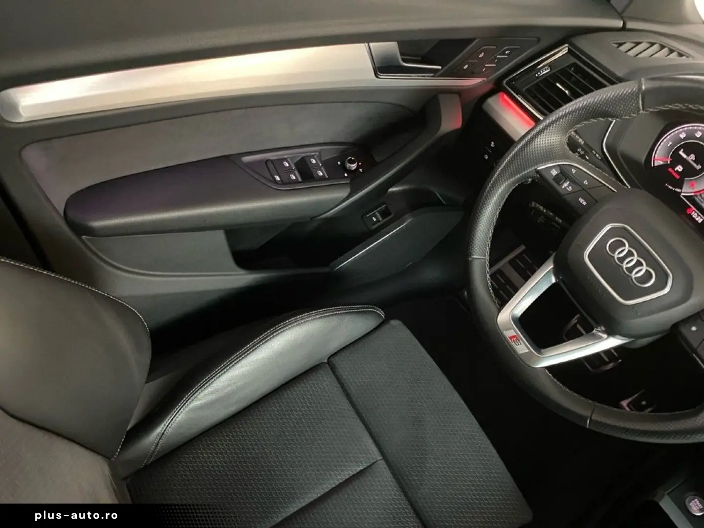 AUDI Q5 Sportback 40 TFSI quattro S line PANO HUD STH