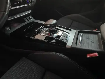 AUDI Q5 Sportback 40 TFSI quattro S line PANO HUD STH