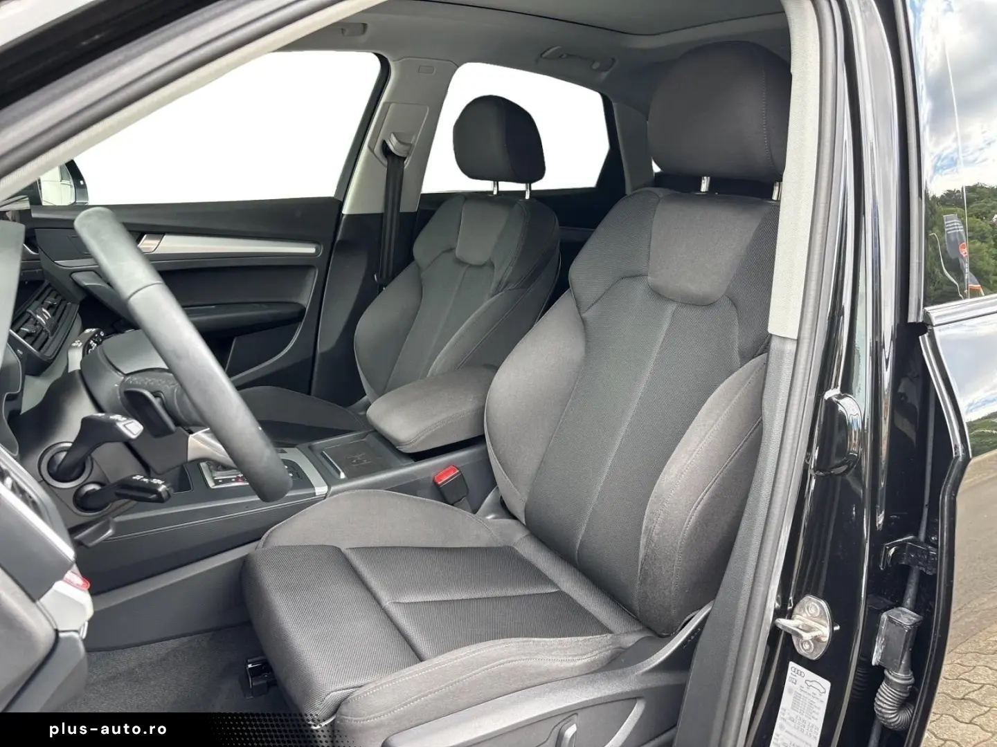 AUDI Q5 SPORTBACK S-LINE 40 TDI QUATTRO (AHK PANO MAT