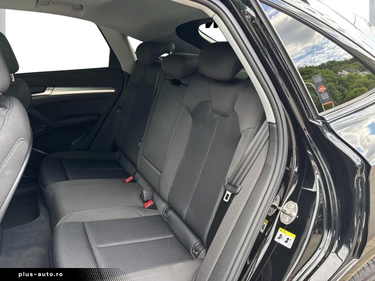 AUDI Q5 SPORTBACK S-LINE 40 TDI QUATTRO (AHK PANO MAT