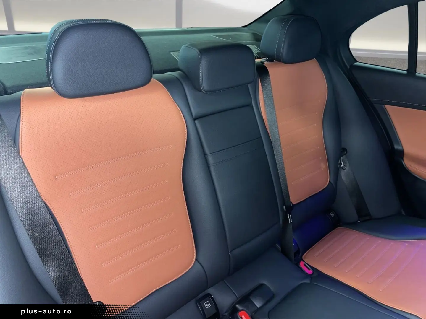 MERCEDES-BENZ C 300 e AMG NIGHT DISTR BURM 360 WINTE&hellip;