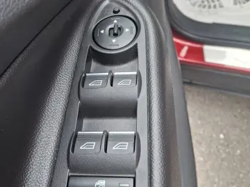 Ford Kuga 2.0 TDCi 4WD Powershift Titanium