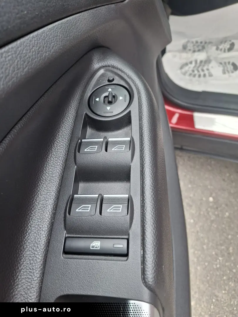 Ford Kuga 2.0 TDCi 4WD Powershift Titanium