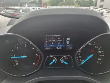 Ford Kuga 2.0 TDCi 4WD Powershift Titanium