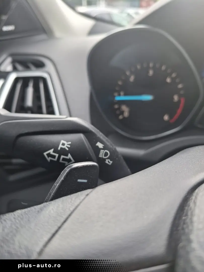 Ford Kuga 2.0 TDCi 4WD Powershift Titanium