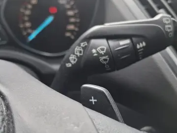 Ford Kuga 2.0 TDCi 4WD Powershift Titanium